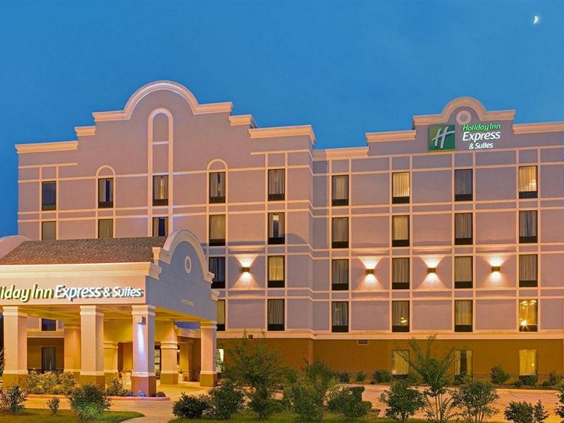 Holiday Inn Express Hotel & Suites Greenwood Main image